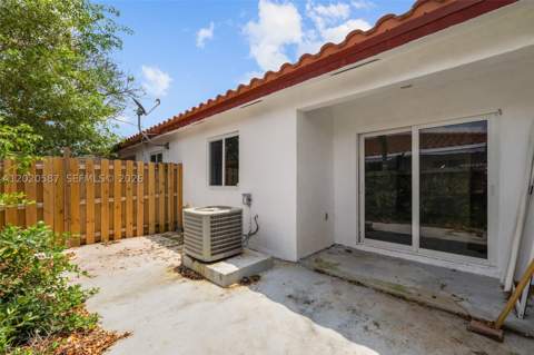 8423 SW 209th St, Cutler Bay FL - photo 23 of 24
