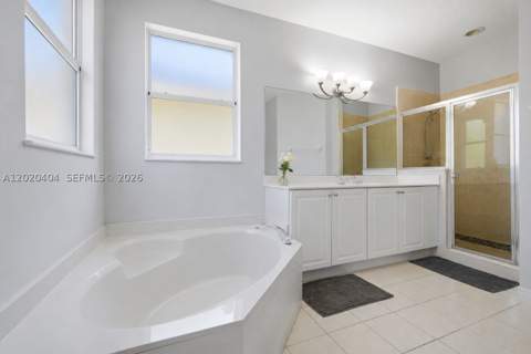 977 NE 37th Pl, Homestead FL - photo 14 of 31