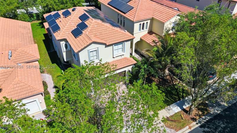 4 bedroom SingleFamilyResidence at 977 NE 37th Pl, Portofino Pointe, Homestead — photo 5