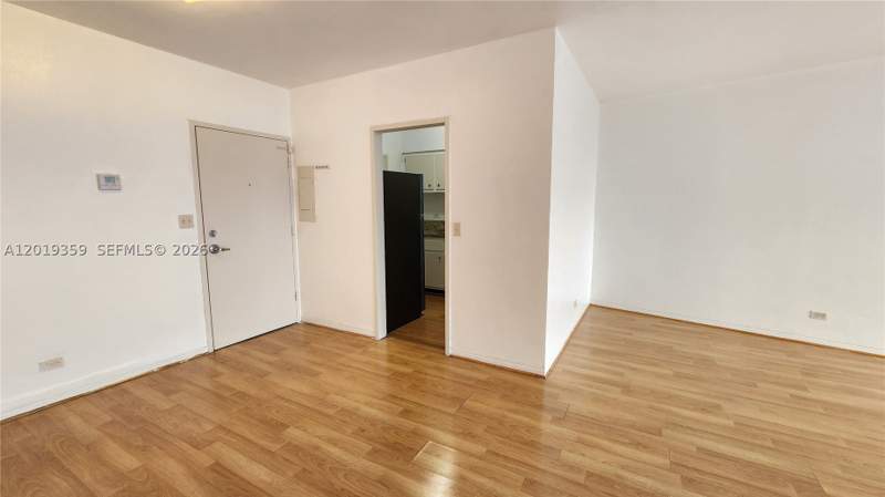 1 bedroom Condominium at 7441 Wayne 8-O, Parkview Point Condo, Miami Beach — photo 2