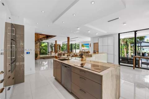 994-990 NE 78th, Miami FL - photo 8 of 73