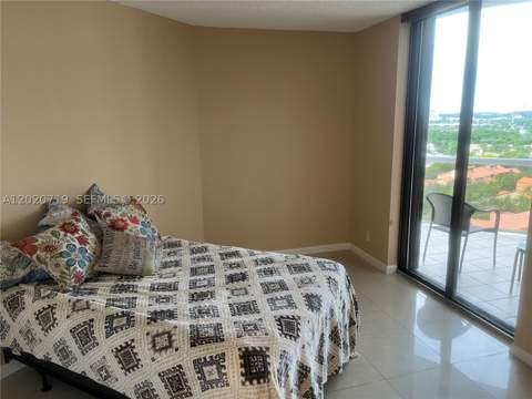 3610 Yacht Club Dr 1511 Penthouse, Aventura FL - photo 11 of 22