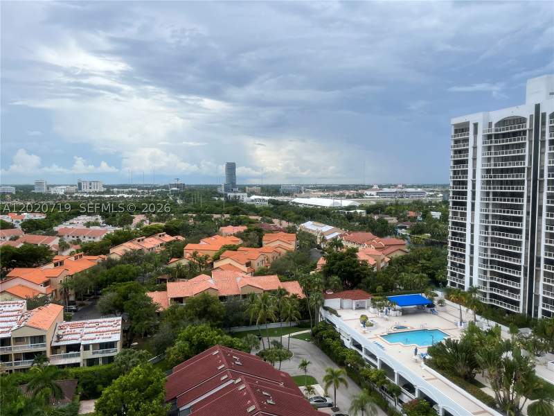 2 bedroom Condominium at 3610 Yacht Club Dr 1511 Penthouse, Portsview @ The Waterways, Aventura — photo 3
