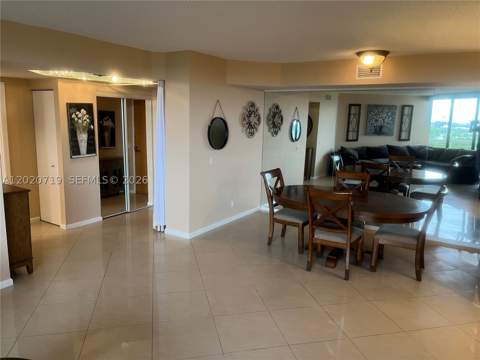3610 Yacht Club Dr 1511 Penthouse, Aventura FL - photo 7 of 22