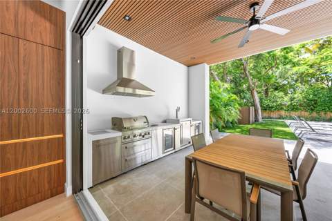 260 NW 47th St, Miami FL - photo 15 of 70