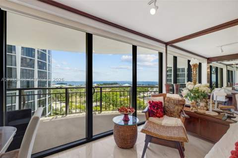2843 S Bayshore Dr 11F, Miami FL - photo 20 of 81