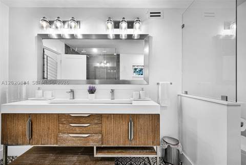 150 NE 50th Ter, Miami FL - photo 16 of 100