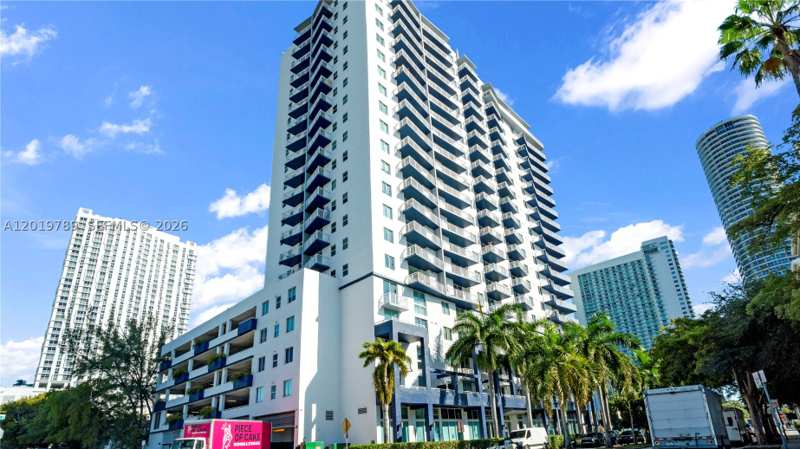1 bedroom Condominium at 275 NE 18th st 1606, 1800 Biscayne Plaza Condo, Miami — photo 1