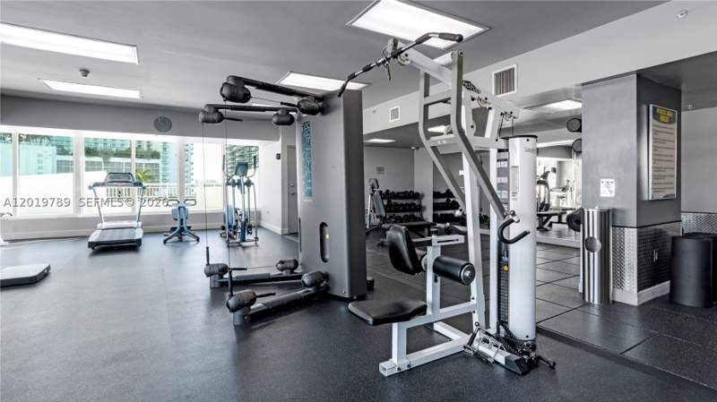 1 bedroom Condominium at 275 NE 18th st 1606, 1800 Biscayne Plaza Condo, Miami — photo 5