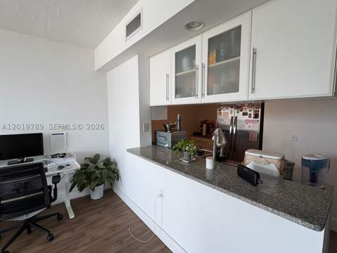 275 NE 18th st 1606, Miami FL - photo 9 of 18