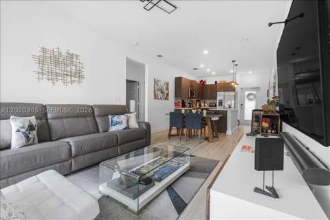 8301 NW 41st St B-309, Doral FL - photo 12 of 35