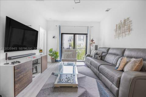 8301 NW 41st St B-309, Doral FL - photo 9 of 35