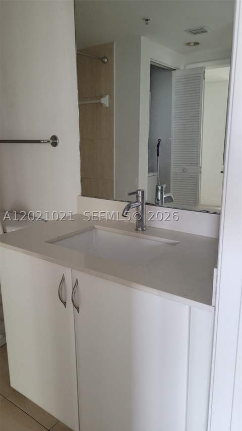 1750 N Bayshore Dr 3311, Miami FL - photo 11 of 14