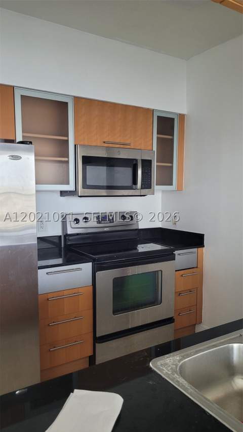 1750 N Bayshore Dr 3311, Miami FL - photo 6 of 14