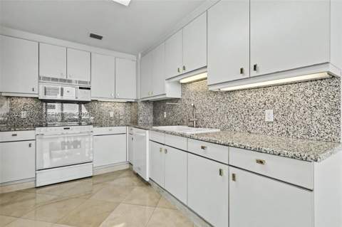 10101 Collins Ave 18C + Cabana, Bal Harbour FL - photo 23 of 72