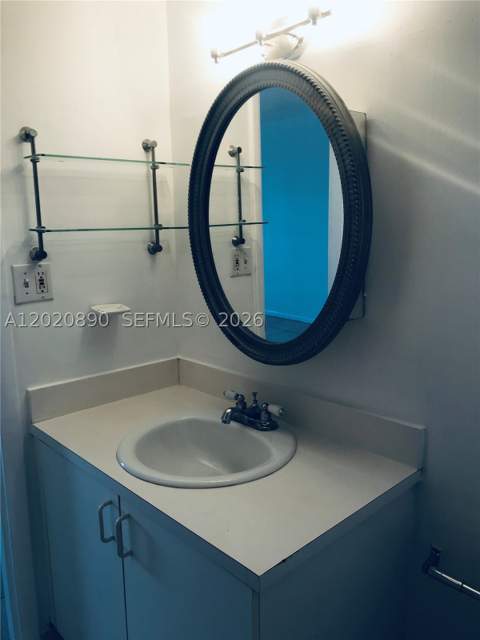17600 NW 68th Ave B3006, Hialeah FL - photo 14 of 19
