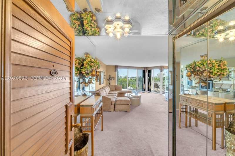 3 bedroom Condominium at 1000 Quayside Ter 701, Towers Of Quayside Condo, Miami — photo 1