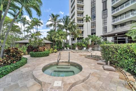 1000 Quayside Ter 701, Miami FL - photo 17 of 63