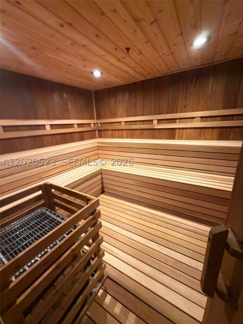 1000 Quayside Ter 701, Miami FL - photo 7 of 63