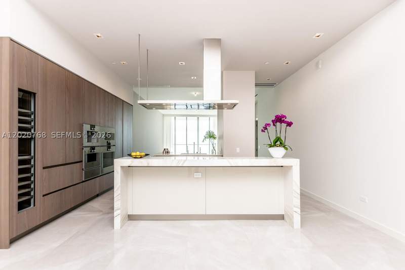 3 bedroom Condominium at 18501 E Collins 1503, Turnberry Ocean Club, Sunny Isles Beach — photo 4