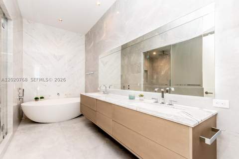 18501 E Collins 1503, Sunny Isles Beach FL - photo 8 of 88