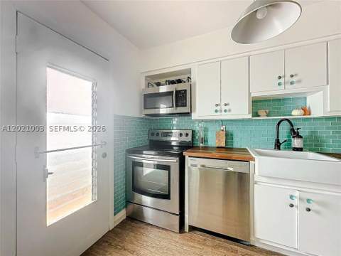 7133 Bay Dr 705, Miami Beach FL - photo 18 of 38