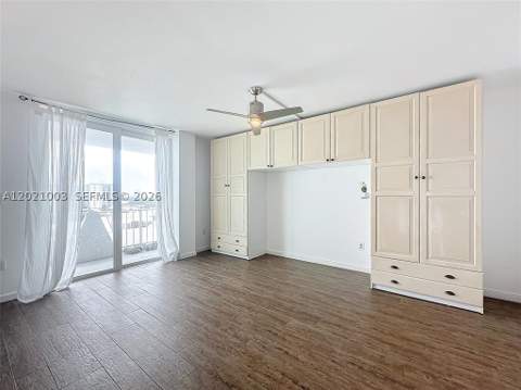7133 Bay Dr 705, Miami Beach FL - photo 8 of 38