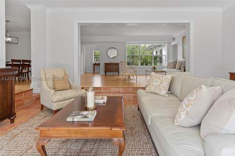 1540 Urbino Ave, Coral Gables FL - photo 9 of 33
