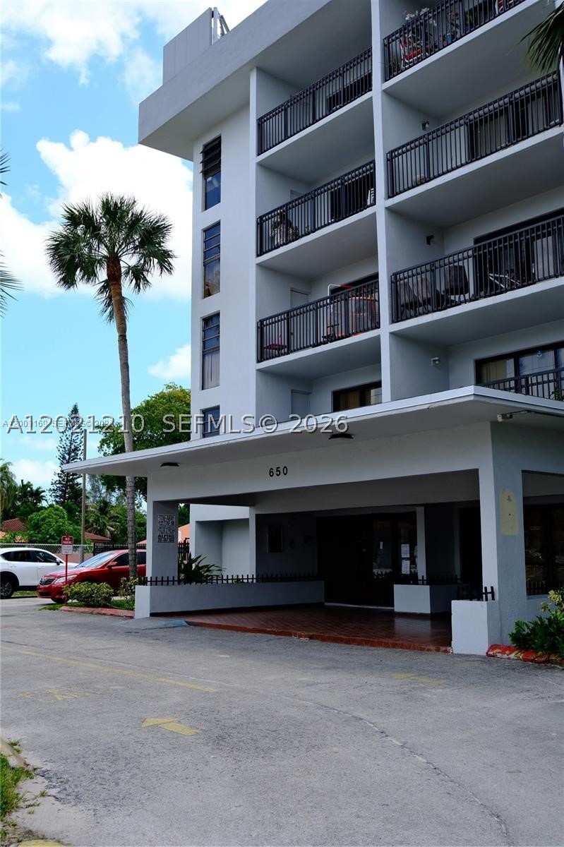 2 bedroom Condominium at 650 NE 149th St 407A, Victory Gardens Condo, Miami — photo 1