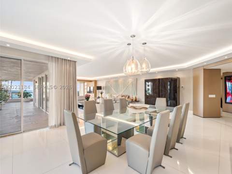 7431 Fisher Island Dr 7431, Miami Beach FL - photo 12 of 57