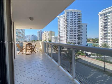 5757 Collins Ave 703, Miami Beach FL - photo 11 of 31