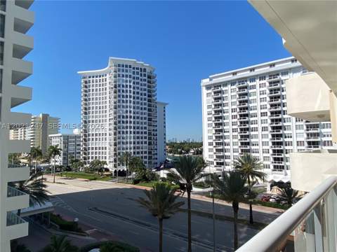 5757 Collins Ave 703, Miami Beach FL - photo 16 of 31