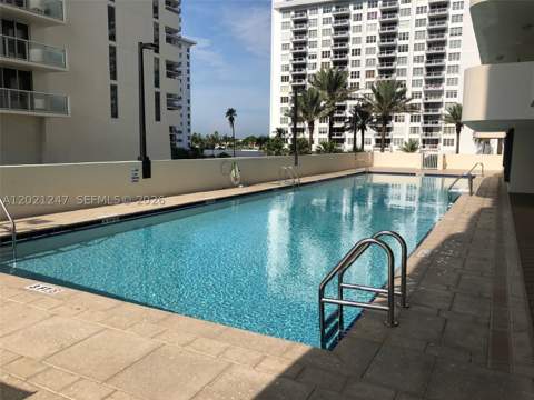 5757 Collins Ave 703, Miami Beach FL - photo 19 of 31