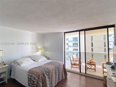 5757 Collins Ave 703, Miami Beach FL - photo 9 of 31