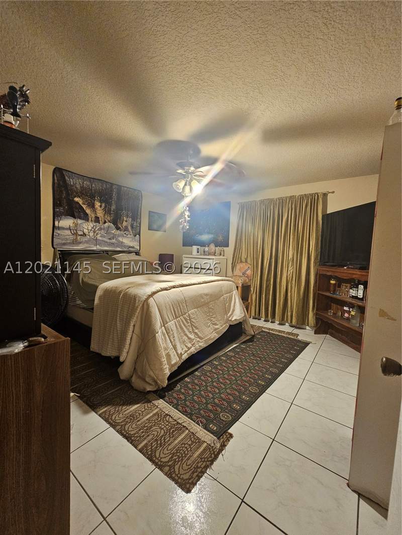 2 bedroom SingleFamilyResidence at 17361 SW 303rd St, Kings Court, Homestead — photo 4