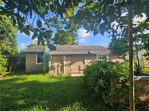 17361 SW 303rd St, Homestead FL - photo 8 of 10