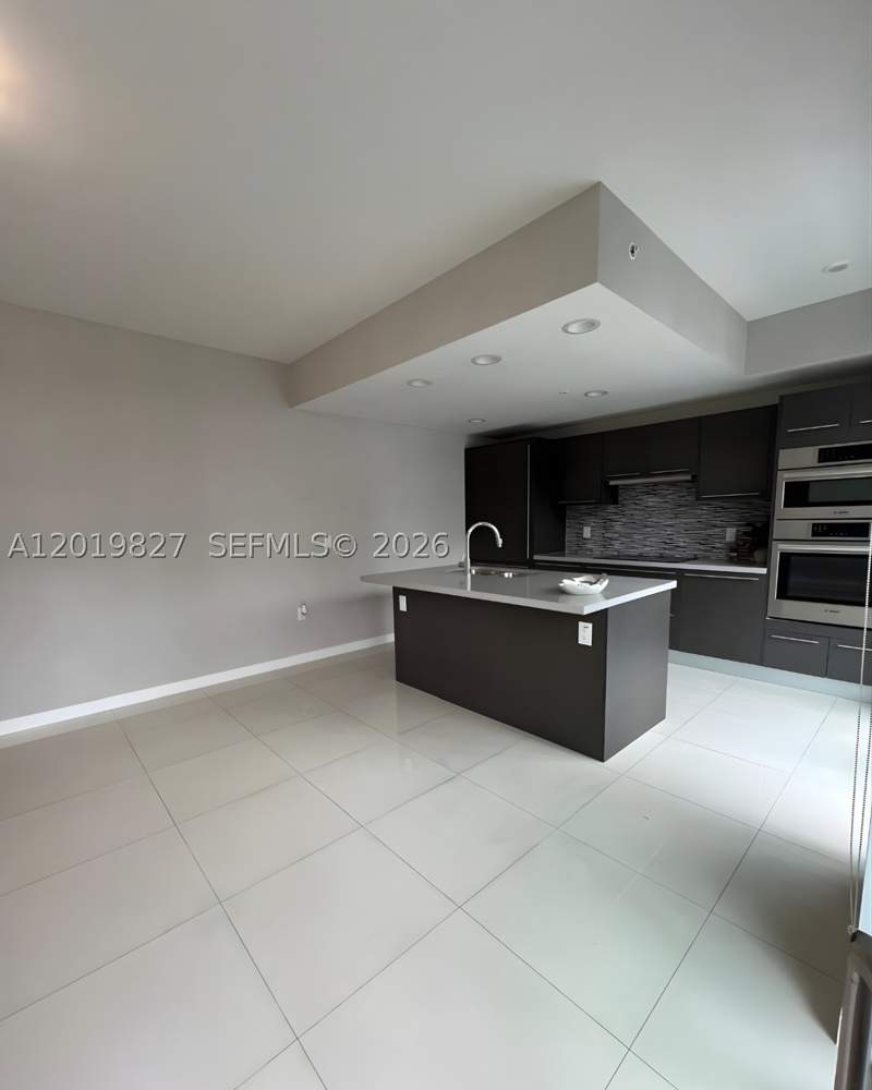 1 bedroom Condominium at 7875 NW 107th Ave 412, Midtown Doral Condo 4, Doral — photo 2