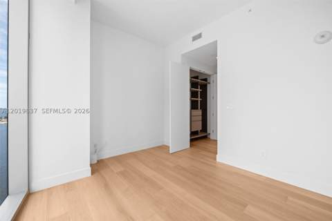 175 SE 25 Rd 801, Miami FL - photo 19 of 37