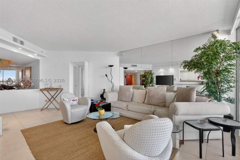 3 bedroom Condominium at 21205 Yacht Club Dr 2409, North Tower at The Point, Aventura — photo 4