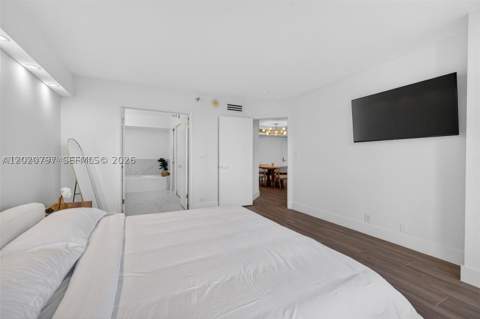 19101 NE 36th Ct 402, Aventura FL - photo 17 of 53