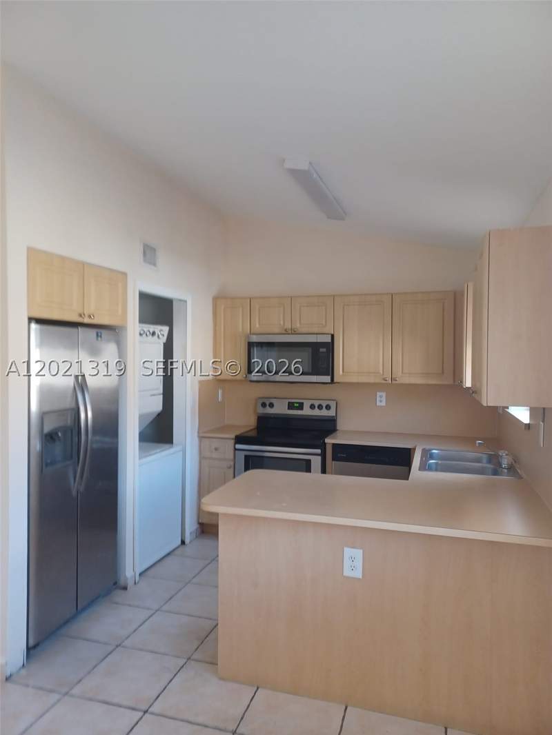 2 bedroom Condominium at 17316 NW 74th Ave 202, Belleview Villas Condo No, Hialeah — photo 4