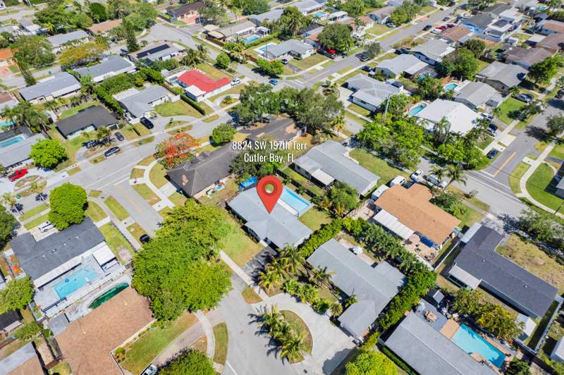 3 bedroom SingleFamilyResidence at 8824 SW 197th Terrace, Whispering Pines Park, Cutler Bay — photo 5