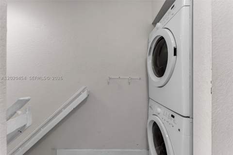 8025 NW 8th St 13, Miami FL - photo 18 of 22