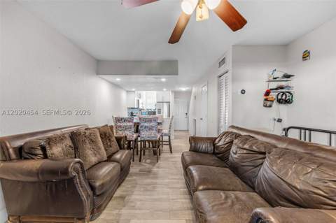 8025 NW 8th St 13, Miami FL - photo 8 of 22