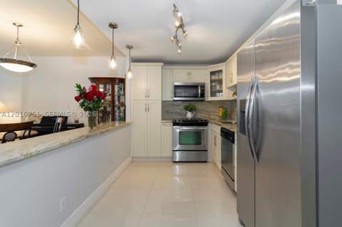 19370 Collins Ave 626, Sunny Isles Beach FL - photo 10 of 39