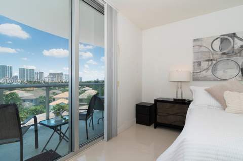 19370 Collins Ave 626, Sunny Isles Beach FL - photo 19 of 39