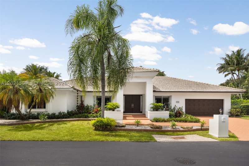 4 bedroom SingleFamilyResidence at 7400 SW 170th Ter, Old Cutler Palms, Palmetto Bay — photo 1