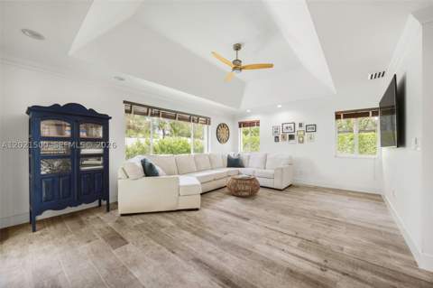 7400 SW 170th Ter, Palmetto Bay FL - photo 14 of 35