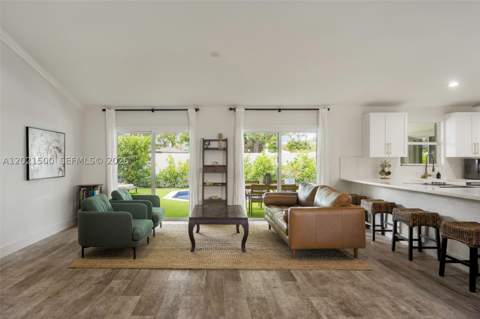 7400 SW 170th Ter, Palmetto Bay FL - photo 8 of 35