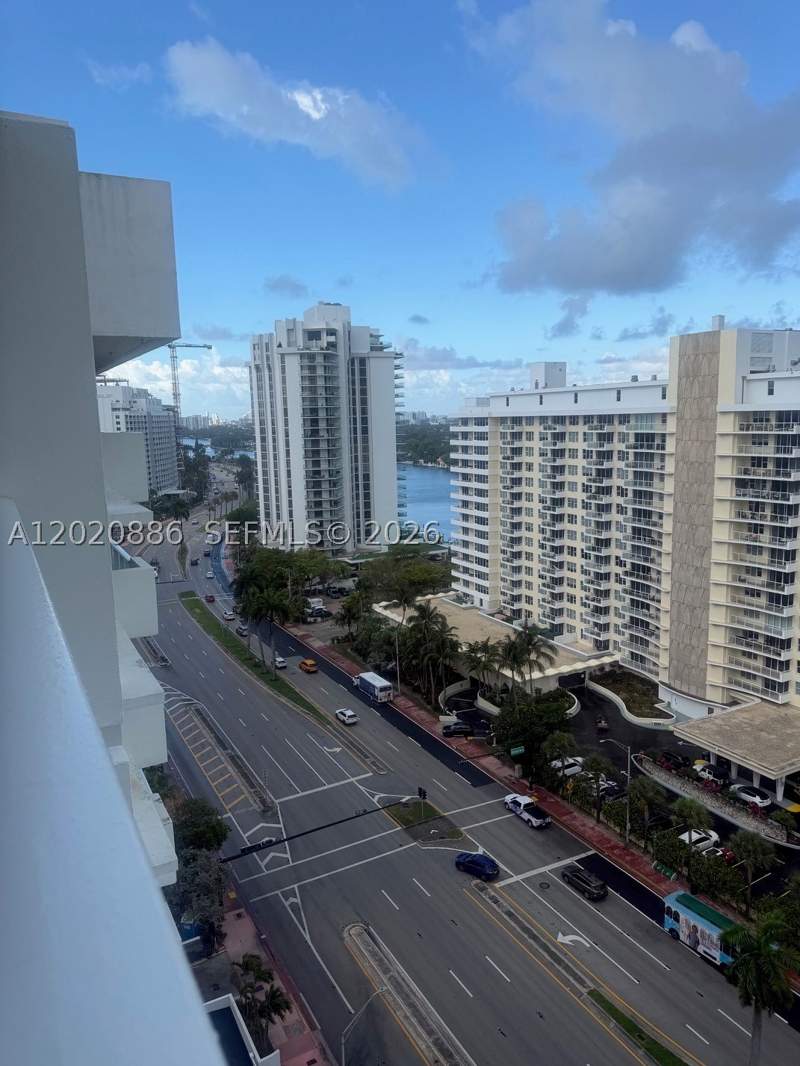 1 bedroom Condominium at 5601 Collins Ave 1718, The Pavilion Condo, Miami Beach — photo 5